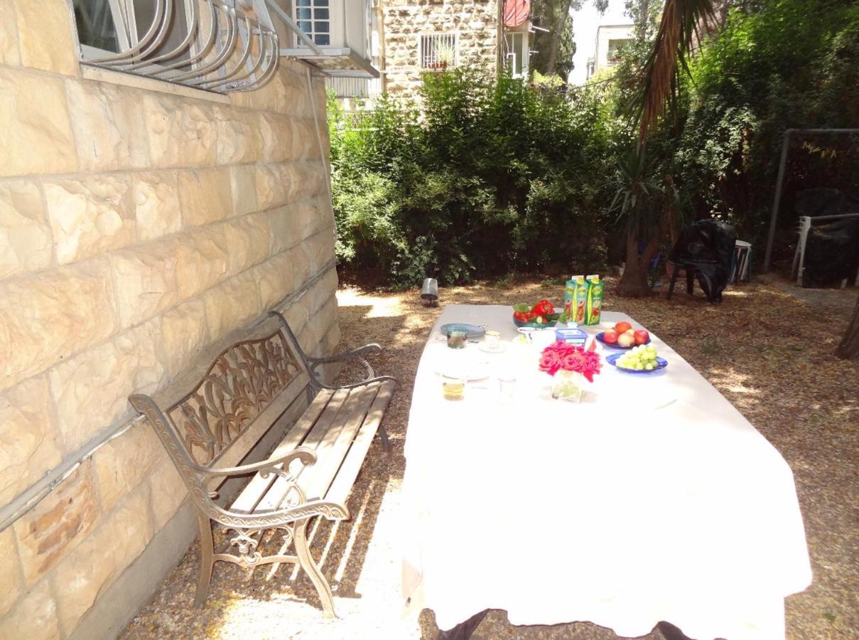 القدس 1 Or 2 Rooms With Breakfast And Parking المظهر الخارجي الصورة